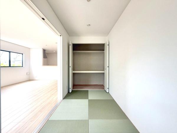 加古川市加古川町友沢第8　2号棟