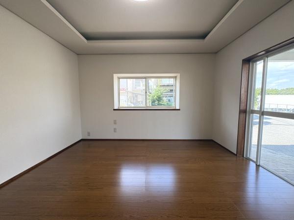 加古郡稲美町六分一　中古戸建