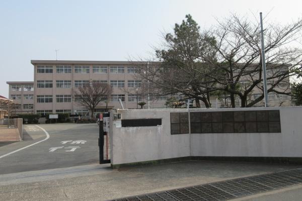 加古川市平岡町土山の中古一戸建て(平岡東小学校)