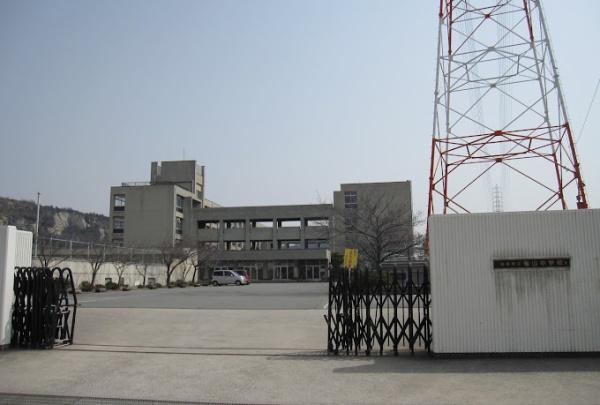 高砂市中筋５丁目の土地(高砂市立竜山中学校)