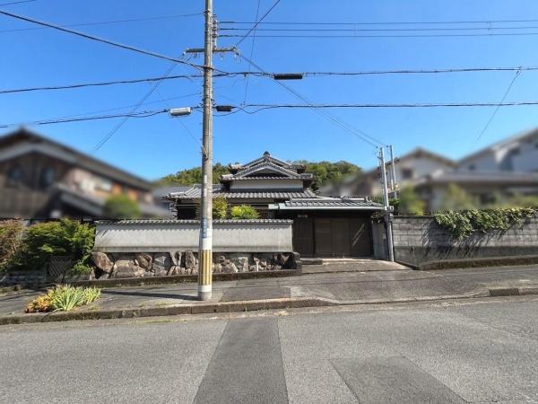 姫路市白鳥台１丁目の中古一戸建て