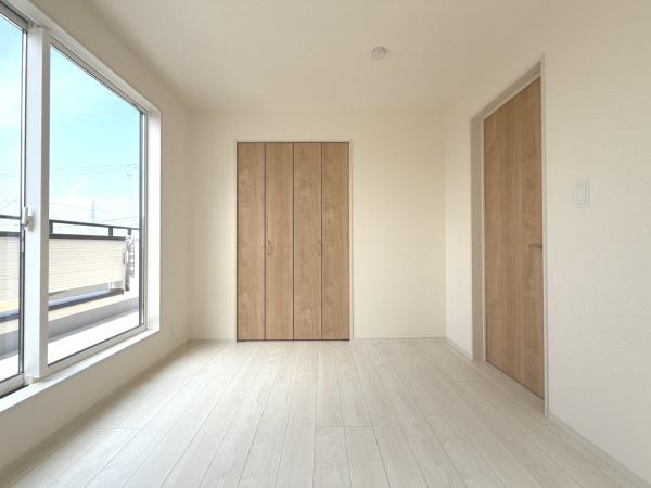 加古川市野口町坂元2号棟　新築戸建