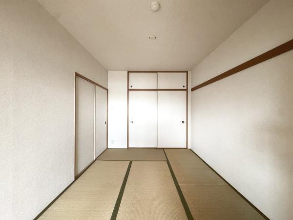オーズタウンイーストスクエア３番館