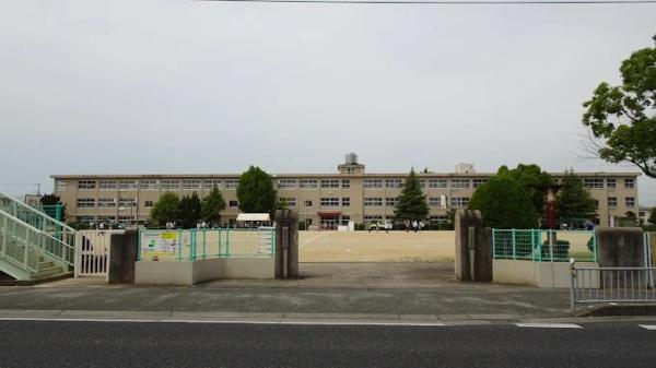 加古川市平岡町二俣の新築一戸建(加古川市立平岡小学校)
