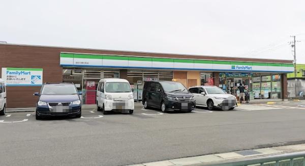 エメラルドマンション東加古川(ファミリーマート加古川野口町店)