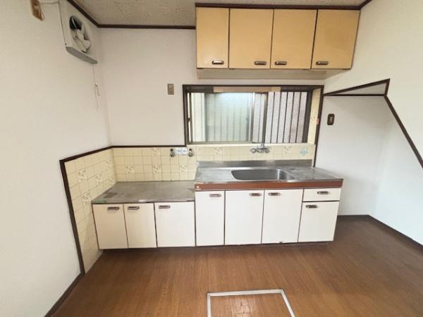 大東市明美の里町の中古一戸建