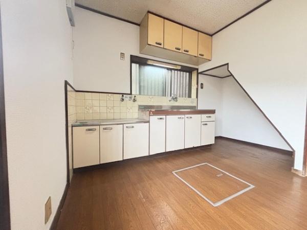 大東市明美の里町の中古一戸建