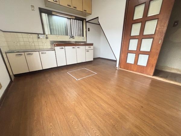 大東市明美の里町の中古一戸建