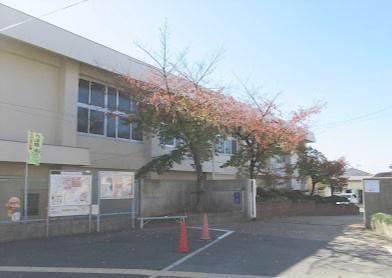 四條畷市美田町の土地(四條畷市立四條畷南小学校)