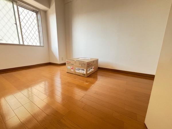小阪パークハイツ弐号棟　中古マンション