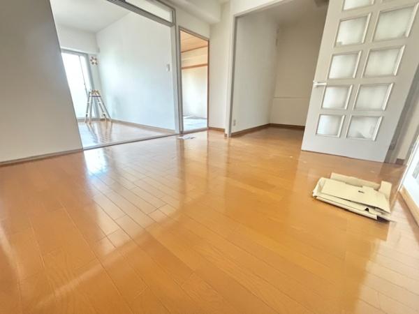 小阪パークハイツ弐号棟　中古マンション