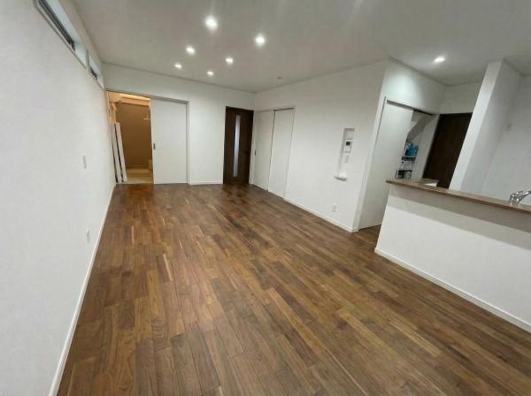 四條畷市岡山２丁目の中古一戸建