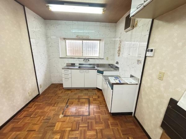 東大阪市中石切町１丁目の中古一戸建
