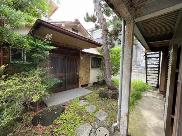 四條畷市中野本町の中古一戸建て