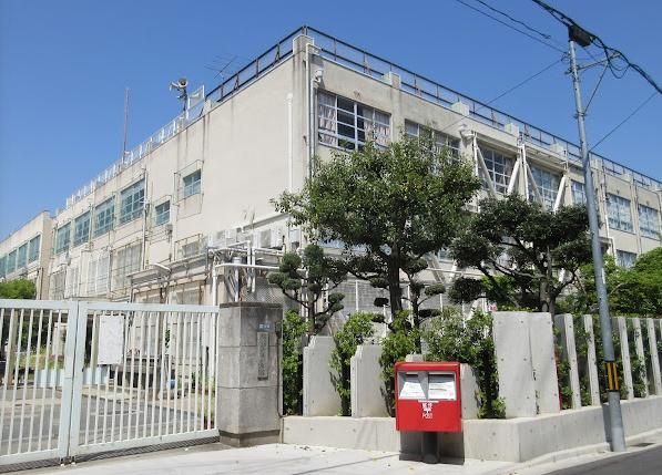 東大阪市中小阪２丁目の土地(東大阪市立小阪小学校)