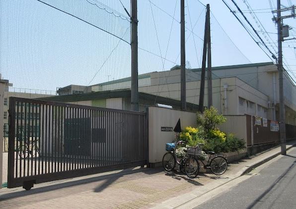 東大阪市若江東町１丁目の土地(東大阪市立花園中学校)