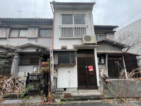 枚方市松丘町の中古テラスハウス