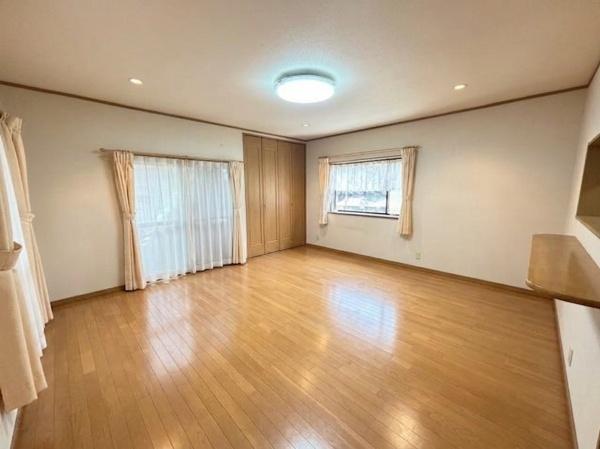 東大阪市菱屋東１丁目の中古一戸建て