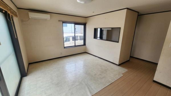 大東市三箇３丁目の中古一戸建て