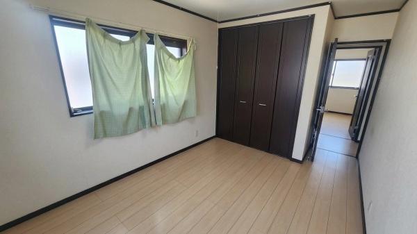 大東市三箇３丁目の中古一戸建て