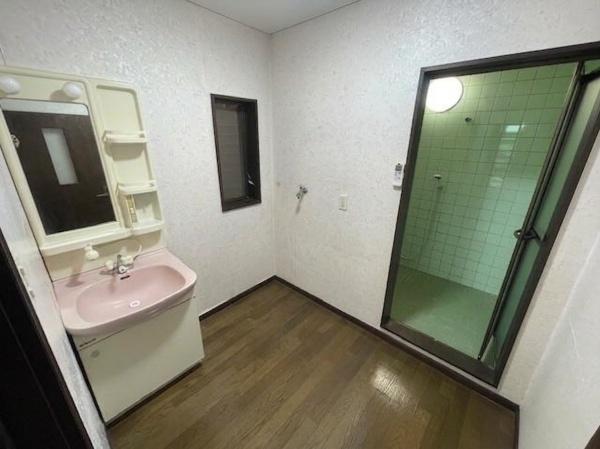 大東市谷川２丁目の中古一戸建て