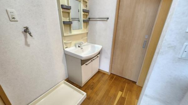 東大阪市吉田本町３丁目の中古一戸建て