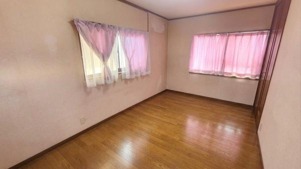 四條畷市雁屋西町の中古一戸建