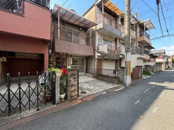 東大阪市布市町３丁目の中古一戸建て