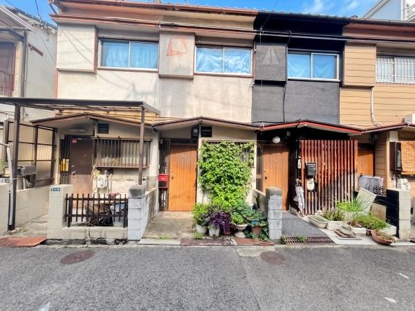 大東市氷野3丁目の中古テラスハウス
