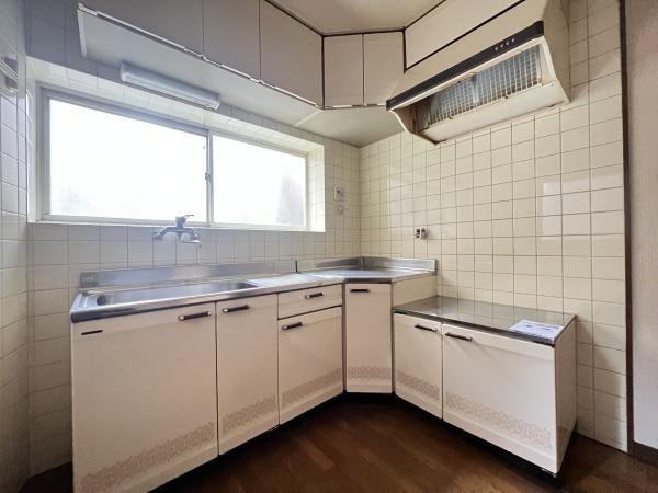 大東市三箇２丁目の中古一戸建