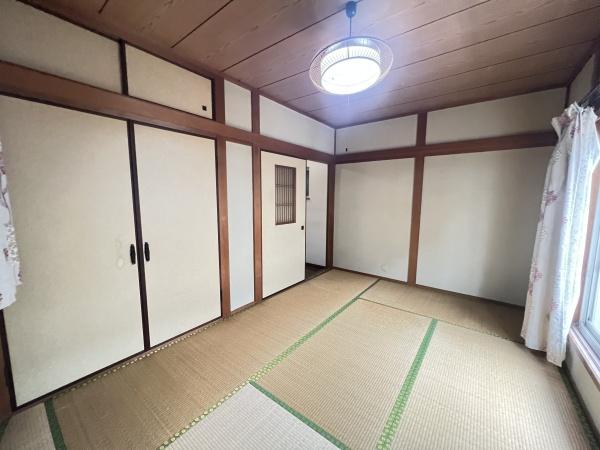 大東市三箇２丁目の中古一戸建て