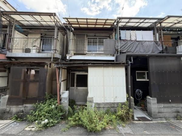 四條畷市美田町の中古テラスハウス