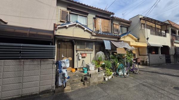 東大阪市六万寺町２丁目の中古一戸建て