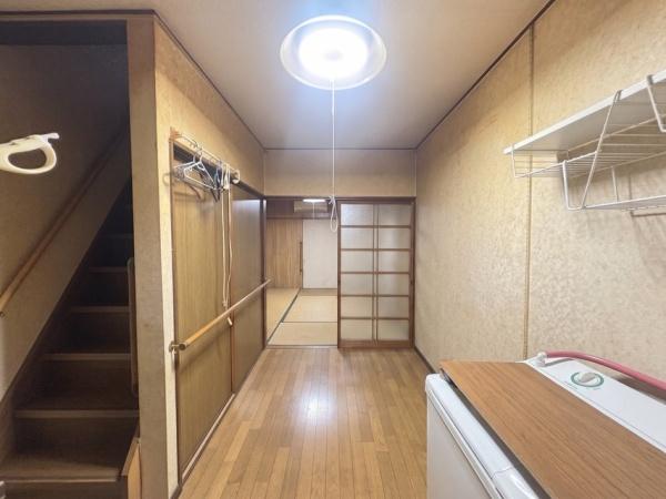 東大阪市六万寺町２丁目の中古テラスハウス