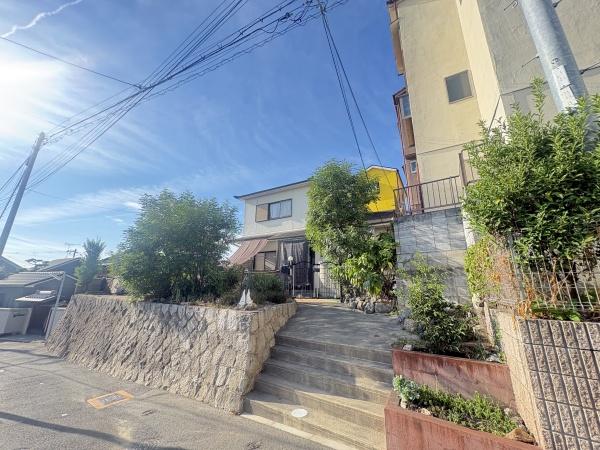 東大阪市六万寺町1丁目の中古一戸建