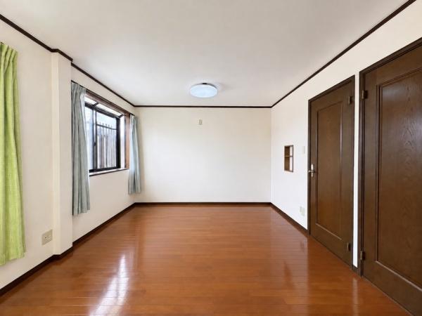 東大阪市南四条町の中古一戸建て