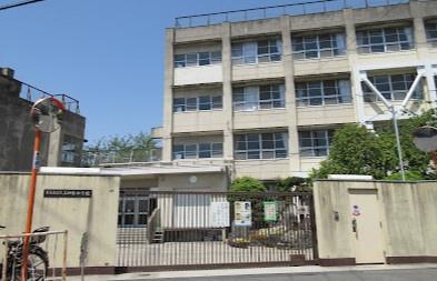 東大阪市南四条町の中古一戸建て(東大阪市立上四条小学校)