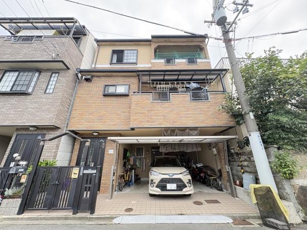 東大阪市南四条町の中古一戸建