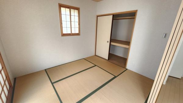 東大阪市新鴻池町の中古一戸建て