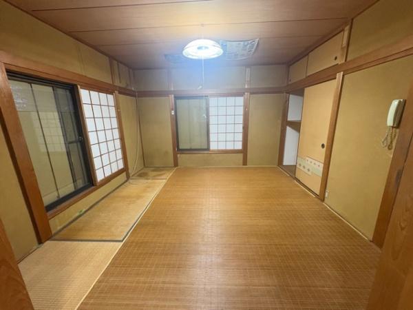 東大阪市六万寺町１丁目の中古一戸建て