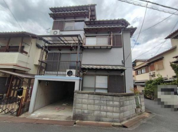 東大阪市横小路町４丁目の中古一戸建