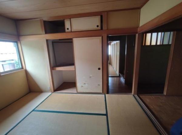 東大阪市横小路町４丁目の中古一戸建