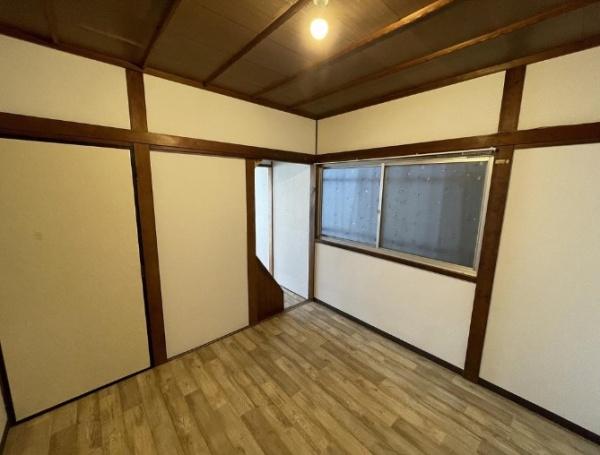 大東市新田西町の中古一戸建