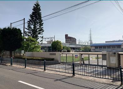 門真市中町の中古一戸建て(門真市立門真小学校)