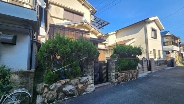 大東市諸福２丁目の中古一戸建て