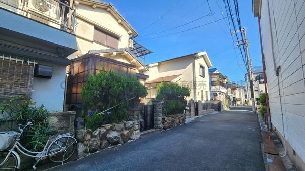 大東市諸福２丁目の中古一戸建て