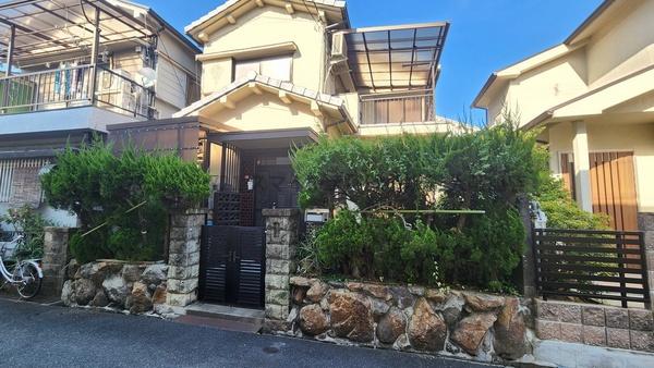 大東市諸福２丁目の中古一戸建て