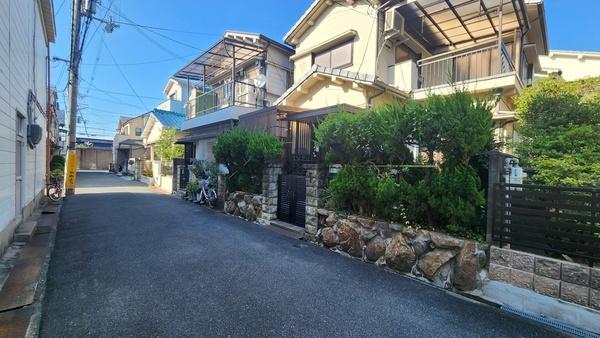 大東市諸福２丁目の中古一戸建て