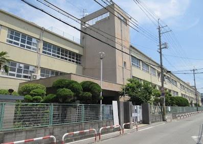 門真市野里町の中古一戸建て(門真市立第二中学校)