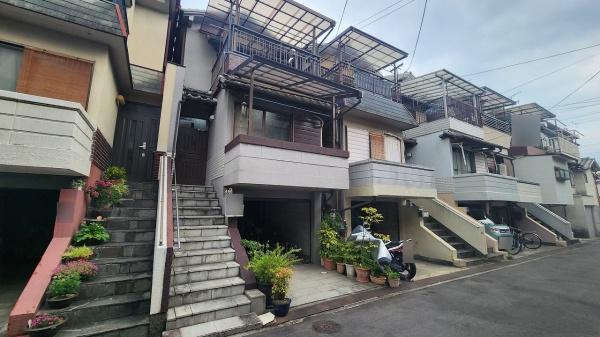 大東市灰塚４丁目の中古一戸建